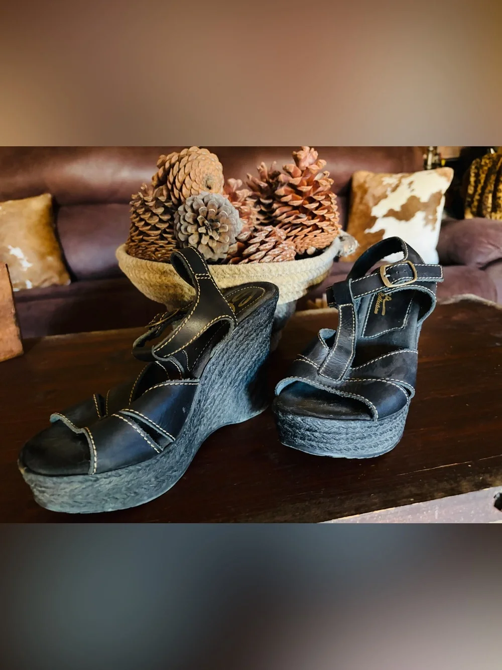 SBICCA VINTAGE COLLECTION SANDALS - 4.5” HEEL WITH 1” PLATFORM BLACK SIZE 7 NICE